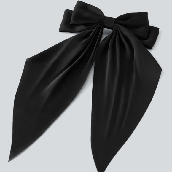 Halara Hair Bow - Picture 2 of 9